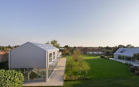 Mokrin House